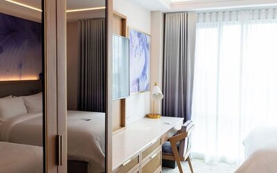 Iris Hotel Boston