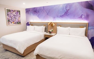 Iris Hotel Boston