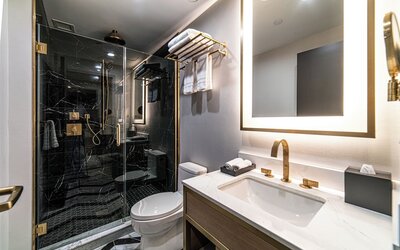 Iris Hotel Boston
