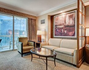 MGM Signature - Strip view suite