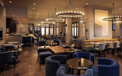 Sheraton Commander Hotel