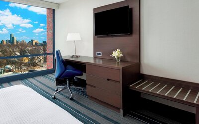 Courtyard by Marriott Boston-Cambridge