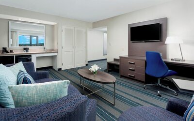 Courtyard by Marriott Boston-Cambridge