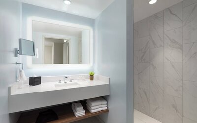 Courtyard by Marriott Boston-Cambridge