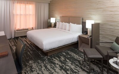 Doubletree By Hilton Boston Logan Airport Chelsea