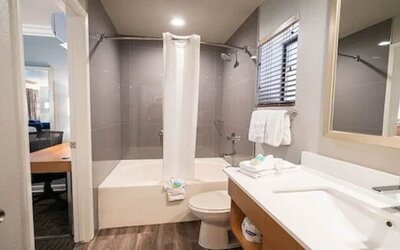 Alexis Park All Suite Resort