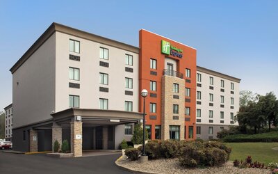 Holiday Inn Express Boston - Saugus by IHG
