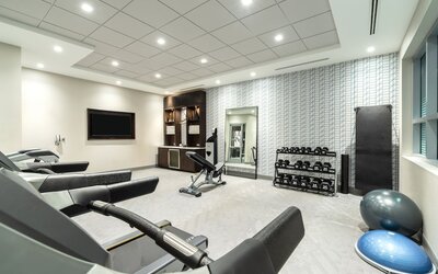 Holiday Inn Boston Logan Airport - Chelsea by IHG
