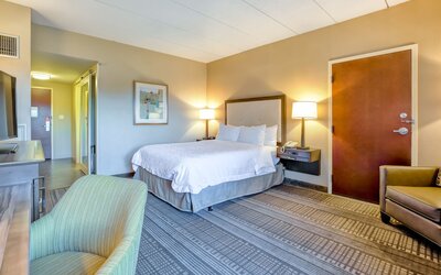 Hampton Inn Boston - Norwood