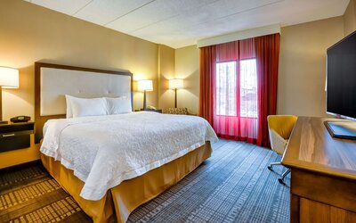 Hampton Inn Boston - Norwood