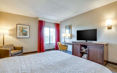 Hampton Inn Boston - Norwood