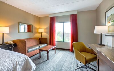 Hampton Inn Boston - Norwood