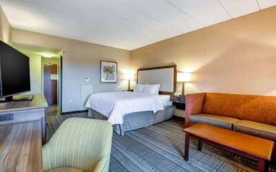 Hampton Inn Boston - Norwood
