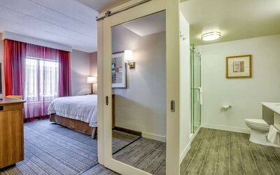 Hampton Inn Boston - Norwood