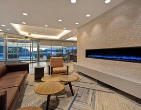 Four Points by Sheraton Boston Newton