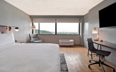Four Points by Sheraton Boston Newton