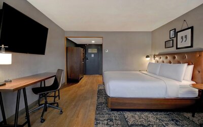Four Points by Sheraton Boston Newton