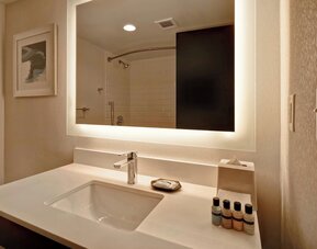 Four Points by Sheraton Boston Newton