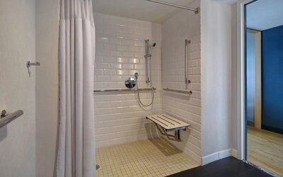 Four Points by Sheraton Boston Newton