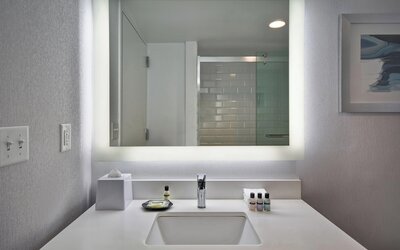 Four Points by Sheraton Boston Newton