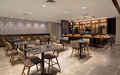 Four Points by Sheraton Boston Newton
