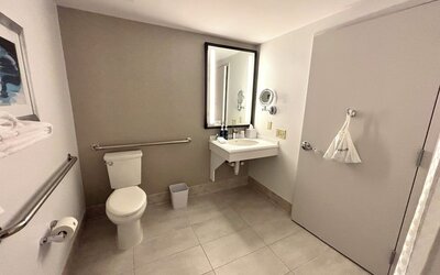 Four Points By Sheraton Norwood