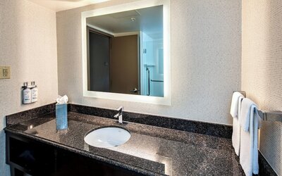 Holiday Inn Washington Capitol - Natl Mall by IHG