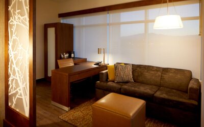 Hyatt Place Las Vegas at Silverton Village