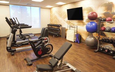 Hyatt Place Las Vegas at Silverton Village