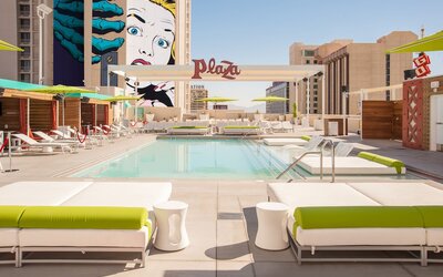Plaza Hotel & Casino