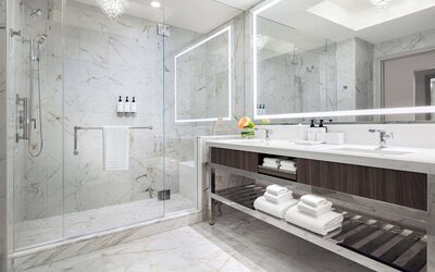 Crockfords Las Vegas, LXR Hotels & Resorts at Resorts World