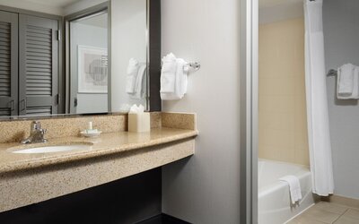 Courtyard by Marriott Washington Capitol Hill/Navy Yard