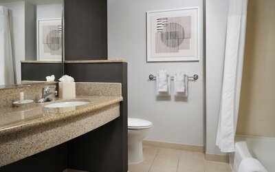 Courtyard by Marriott Washington Capitol Hill/Navy Yard