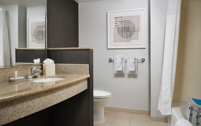 Courtyard by Marriott Washington Capitol Hill/Navy Yard