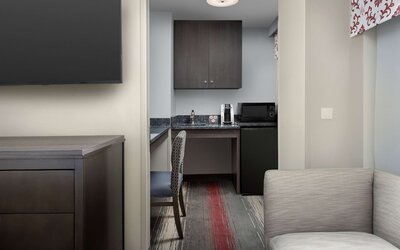 West End Washington DC, Tapestry Collection by Hilton