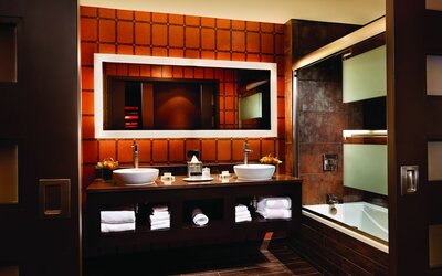Golden Nugget Las Vegas Hotel & Casino