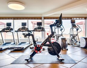Hilton Garden Inn Alexandria Old Town National Harbor