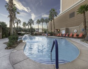Sam's Town Hotel & Gambling Hall