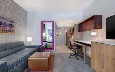 Home2 Suites by Hilton Las Vegas Southwest I-215 Curve