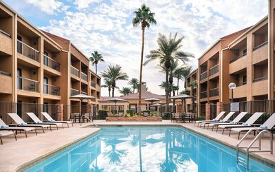 Courtyard by Marriott Las Vegas Convention Center