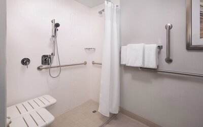 Courtyard by Marriott Las Vegas Convention Center