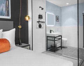 The ENGLISH Hotel, Las Vegas, a Tribute Portfolio Hotel, 21 and over