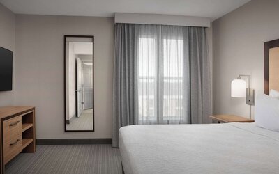 Homewood Suites by Hilton Alexandria / Pentagon South