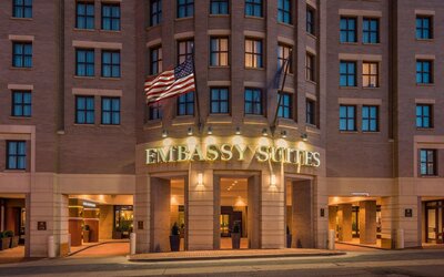 Embassy Suites by Hilton Alexandria Old Town