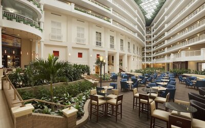 Embassy Suites by Hilton Alexandria Old Town