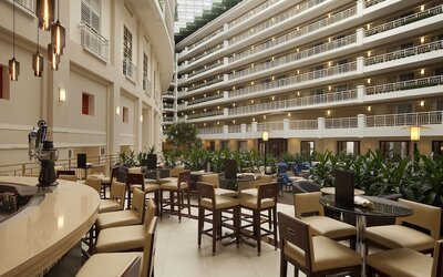 Embassy Suites by Hilton Alexandria Old Town