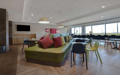 Home2 Suites by Hilton Las Vegas Northwest