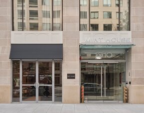 Mint House Washington DC Downtown by Kasa