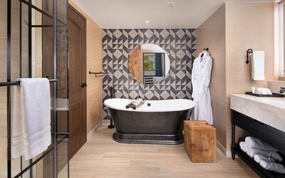 Silverton Casino Lodge - Newly Renovated
