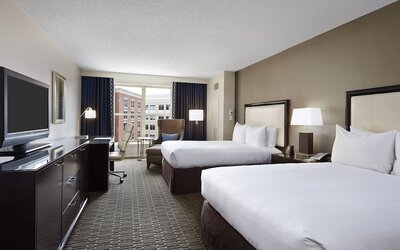 Hilton Alexandria Old Town